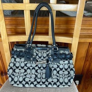 Authentic Coach Handbag - comes with dust bag!